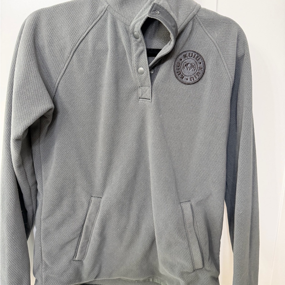 KUIU Gray Pullover Sweatshirt - Small